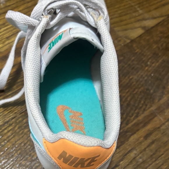 Nike Athletic Shoes in White and Teal - Picture 6 of 8